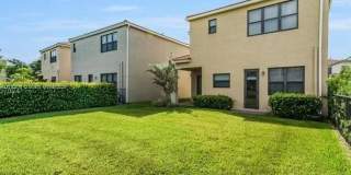 965 NE 193rd Ter Gallery 5