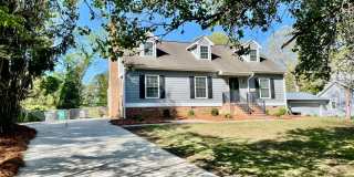 Welcome to view, a charming 4-bedroom, 2-bathroom home located in the heart of Charlotte, NC. Gallery 1