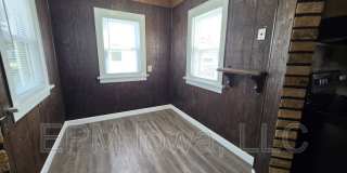 1212 Forest Avenue Gallery 5