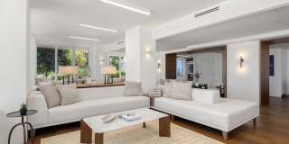 The Hamilton Gallery 31