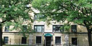 1901 West Wilson Avenue Gallery 1