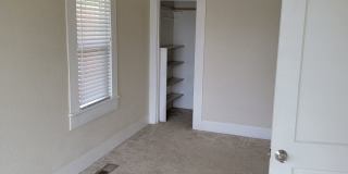 Charming 2-Bedroom House Near Downtown Oak Harbor Gallery 4