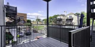 4317 S Forrestville Avenue Gallery 21