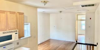 4217 RIDGE Avenue Gallery 3
