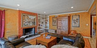 FULLY FURNISHED, CHARMING & AIRY, 4BR2BA MONTEMALAGA HILLTOP HOME W/ “QUEENS NECKLACE” VIEWS, 2-CAR GARAGE & BEAUTIFULLY LANDSCAPED, SERENE YARD CLOSE TO PARKS, SCHOOLS & SHOPPING! Gallery 8