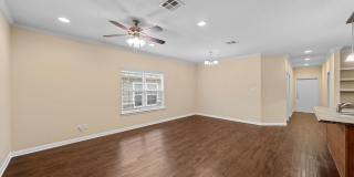 AVAILABLE NOW! Beautiful 3 bedroom townhome located in Waco! Gallery 3