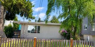 10550 Midvale Avenue N - 4 10550 Midvale Avenue N - 4 Gallery 10
