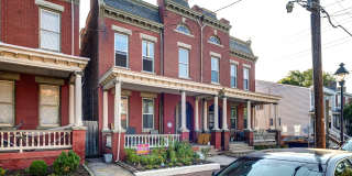 802 West Clay Street - A  upstairs Gallery 3
