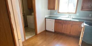 PRELEASING: 4 bdrm/1.5 bath house near WWU Park-N-Ride PRELEASING: 4 bdrm/1.5 bath house near WWU Park-N-Ride Gallery 5