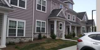 272 Oakridge Dr Gallery 1