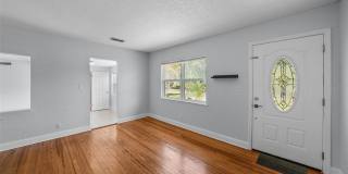 814 W INDIANA AVENUE Gallery 7