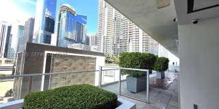 500 Brickell Ave Gallery 31