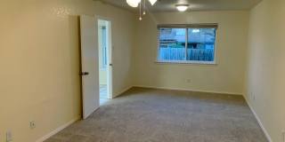 Beautifully Renovated 4/2 One story Georgetown Property. Gallery 13