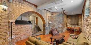 609 S 9th Street Gallery 21