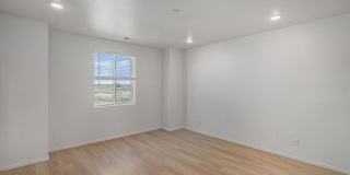 Bloom Rental Living Gallery 18