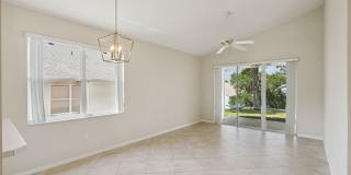 Available Now! 2/2 55+ Gated Community! Gallery 7
