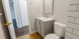 Spacious Newly Rennovated 2 Bedroom House with 2.5 Bath Gallery 18