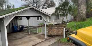 182 East Live Oak Drive Gallery 1