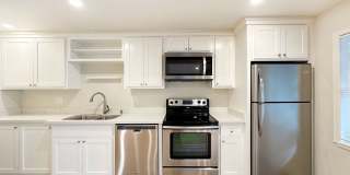 1Bd/1Ba Seattle Duplex Gallery 7