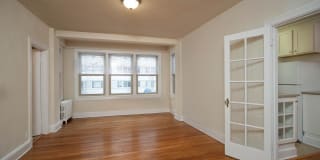 La Reine Apartments Gallery 3