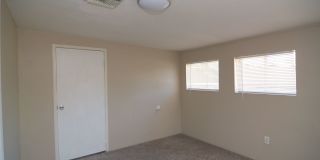 Charming 3 Bedroom 2 Bath House! Close to the UofA and Downtown! Gallery 8