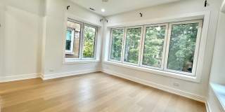 5937 North Fairfield Avenue Gallery 10