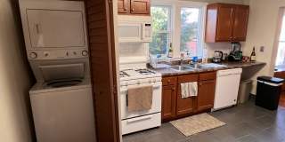 Move In June 1st 2026! 2 Bedroom 2 bath - Pet's OK - Wilmette Gallery 4