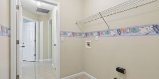 2070 THORNHILL Drive Gallery 23