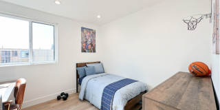 1338 West 35th Place - Co-Living 1338 West 35th Place - Co-Living Gallery 11