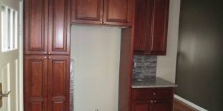 2 Bedroom, 1 Bath Townhome in trendy Bloomfield.  Convenient! Gallery 6