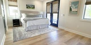 Luxury Townhome Gallery 8