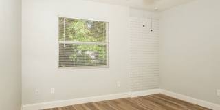 Alluring  Single Family Home | 3 BR/2BA | Front and Backyard! Gallery 9