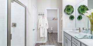 Amavi Twin Lakes Gallery 10