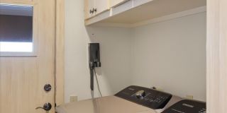 117 W Hyman Gallery 20