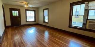 1413 Center St. Gallery 6