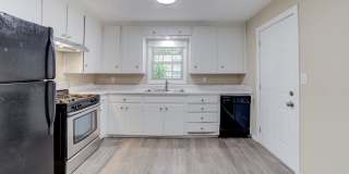 Recently Remodeled 3 Bed 1 Bath! Gallery 24