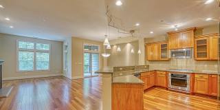 Refined Portland Residence Near Forest Park & NW 23rd Gallery 8