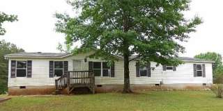 Great home,  Great Price, 3 BR, 2 Bath Gallery 1