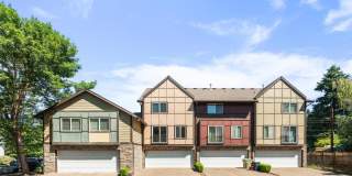 Modern 2 Bedroom Condo Featuring Main Level Bonus Room and Two Ensuite Bedrooms Gallery 32