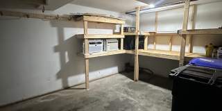 Charming 2BD/1BA Townhome in Burlington’s New North End Gallery 19