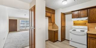208 Hudson Pl Gallery 8