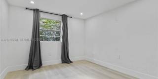 171 W 13th St Gallery 21