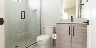 Partially Furnished Luxury Westside Townhome! Gallery 15