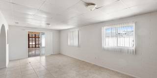 7422 W Turney Avenue Gallery 18