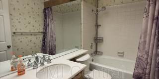 1725 Edgebrook Drive Gallery 17