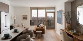 Stratos at Bridge District Gallery 4