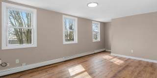 75 Garfield Ave Gallery 2