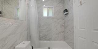 20560 NW 17th Avenue, Miami Gardens, FL 33056 Gallery 21