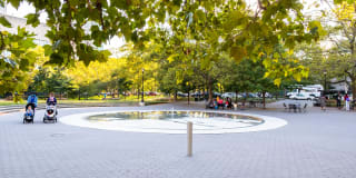 The Brooklyner Gallery 33