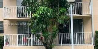 470 Executive Center Dr Gallery 1